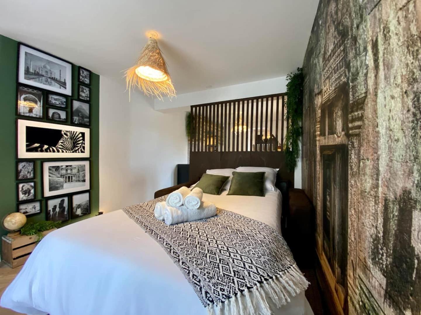 L'Expedition - Best Keys - Experience Unique - Deco Immersive - Lit Queen Size & Canape Convertible - Centre Ville - Netflix & Wifi Illimite - Check-In Autonome - Parking Gratuit Villeneuve-sur-Yonne Экстерьер фото