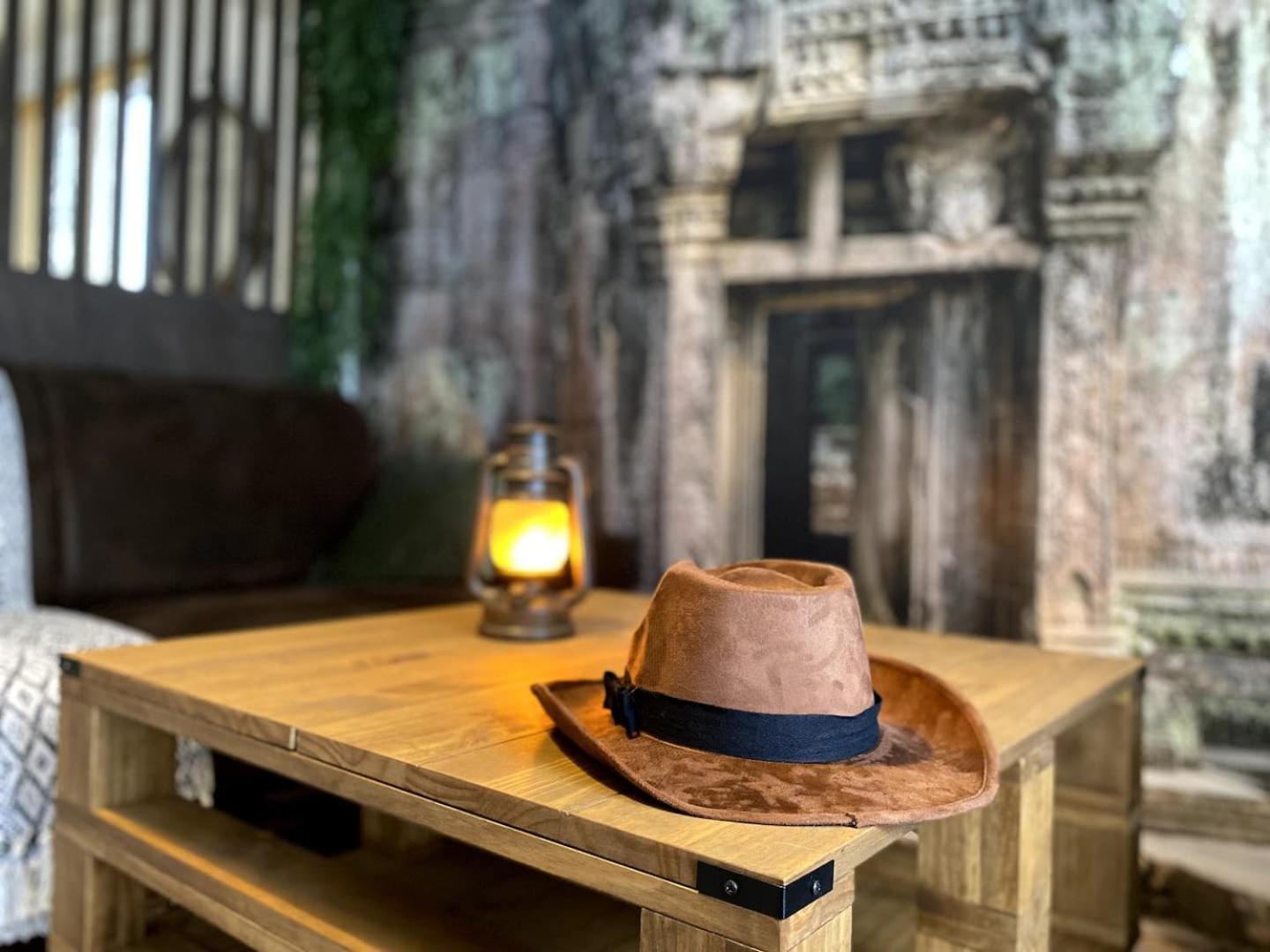 L'Expedition - Best Keys - Experience Unique - Deco Immersive - Lit Queen Size & Canape Convertible - Centre Ville - Netflix & Wifi Illimite - Check-In Autonome - Parking Gratuit Villeneuve-sur-Yonne Экстерьер фото